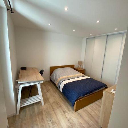 Le Coeur Du Port De Golfe Juan - Parking - Clim - Wifi Apartment Vallauris Exterior photo